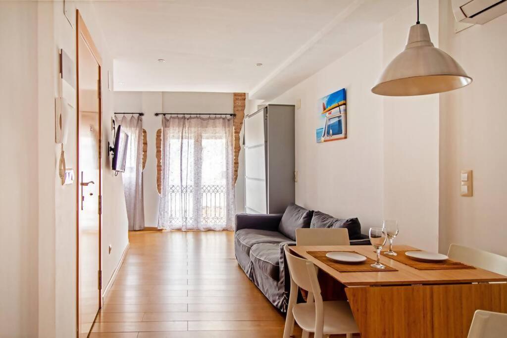 Apartamento Con Terraza Privada Cerca De La Playa 발렌시아 외부 사진